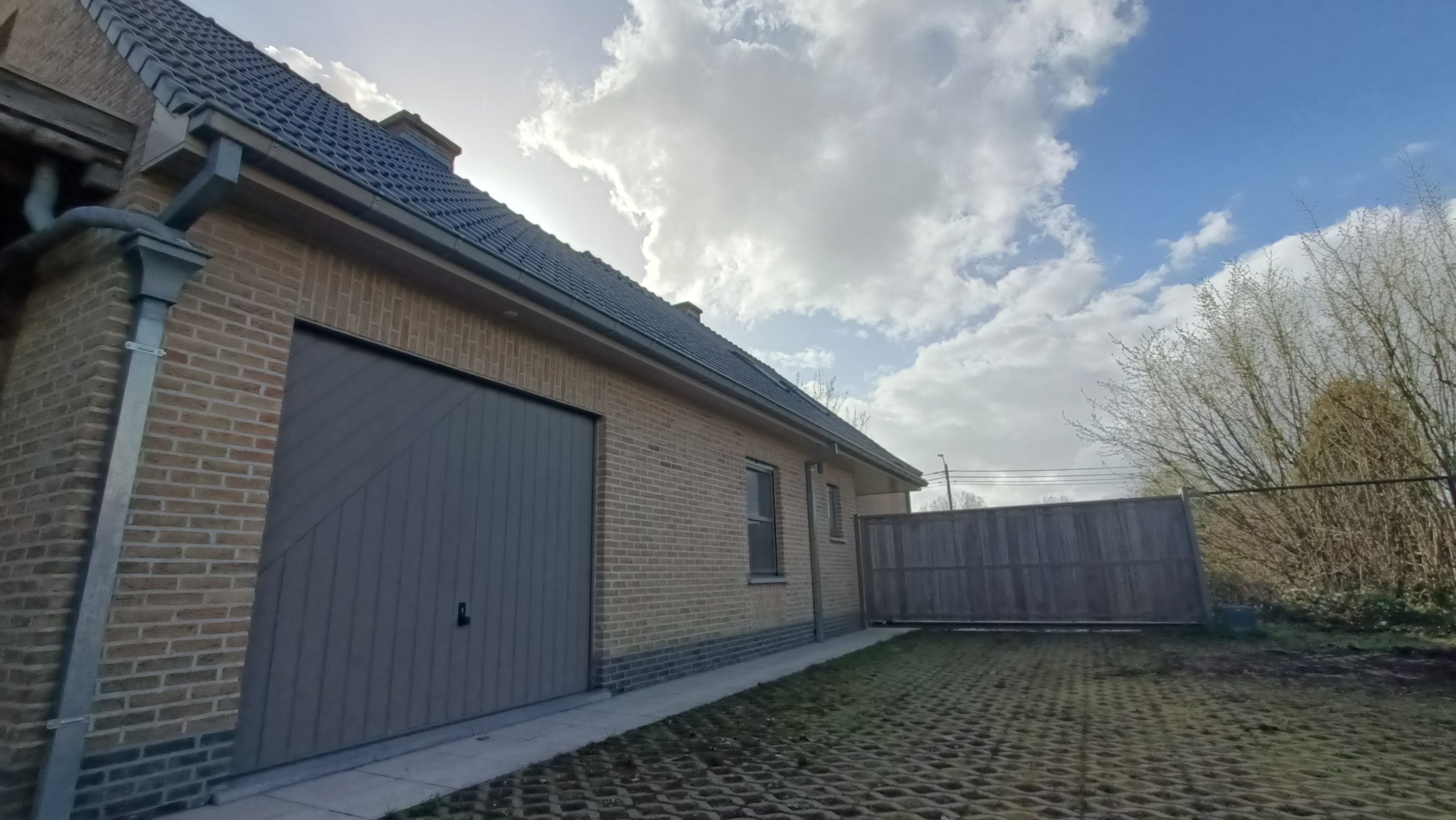 Garage buitenkant