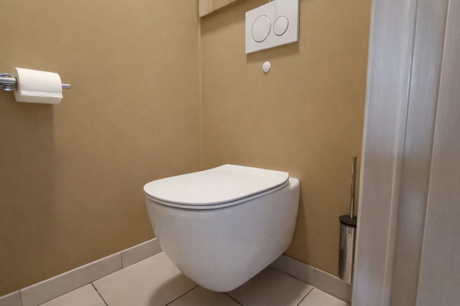 Toilet 1